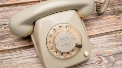 persistent phone number signal